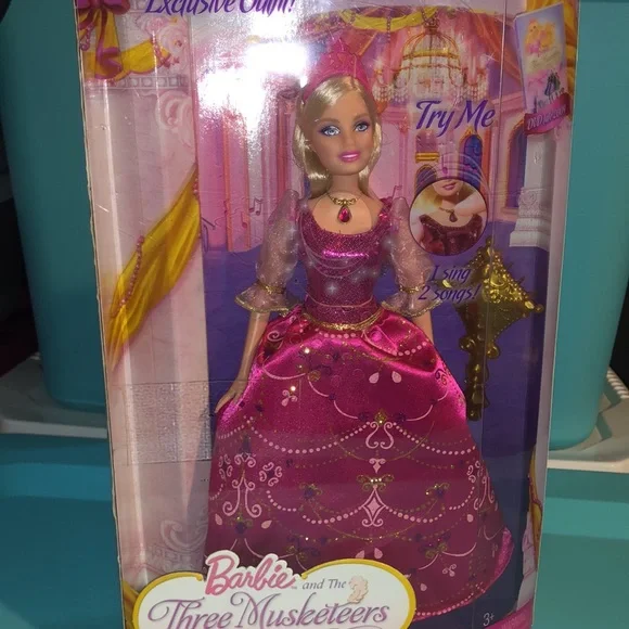 Barbie and the Three Musketeers Singing Corinne